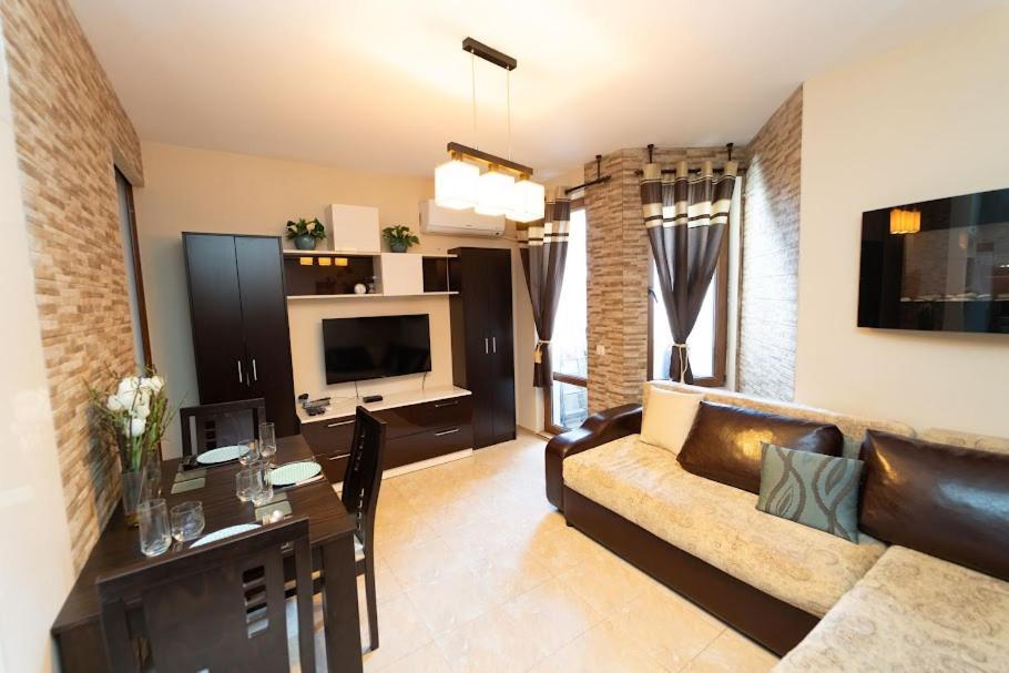 Апартамент За Гости Уют Burgas City Eksteriør billede